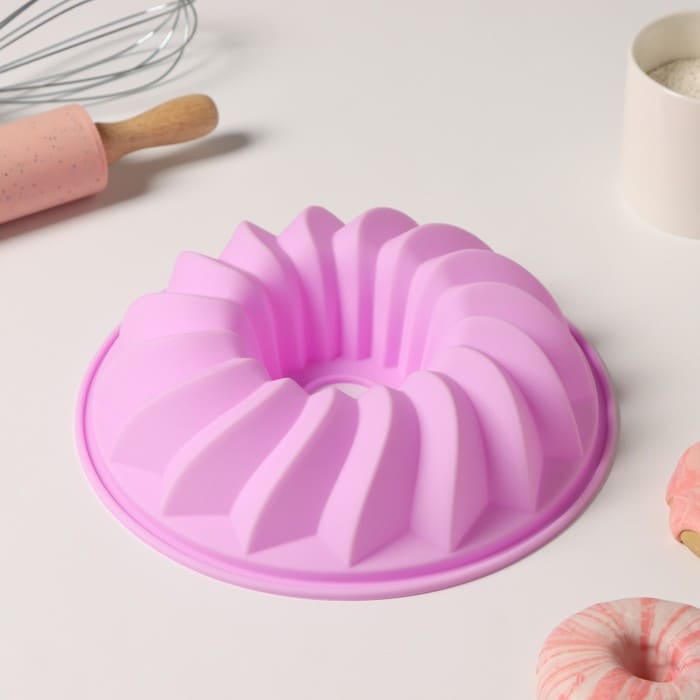 картинка Форма силиконовая для выпечки «Немецкий кекс. Заварное», d=21 см, цвет фиолетовый, 3626727 от магазина АСЯ