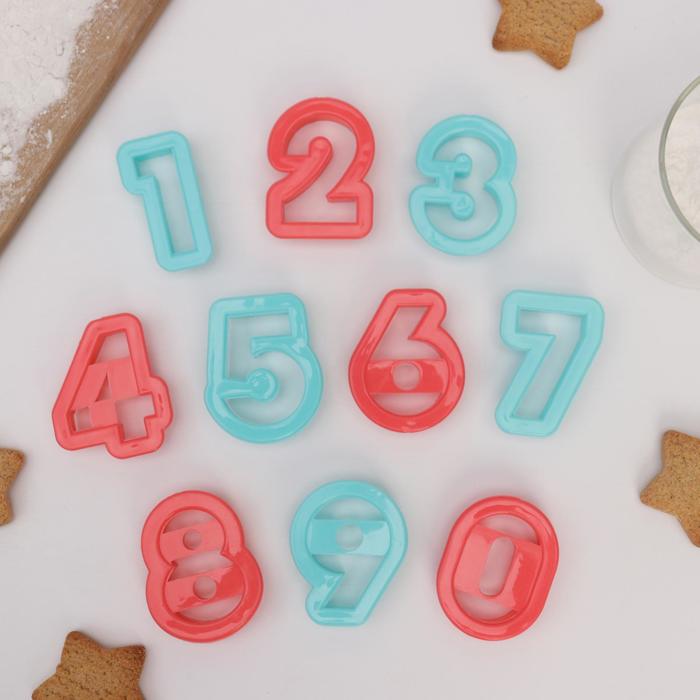 картинка Набор форм для вырезания печенья «Цифры», 10 шт, цвет МИКС, 1436928 от магазина АСЯ