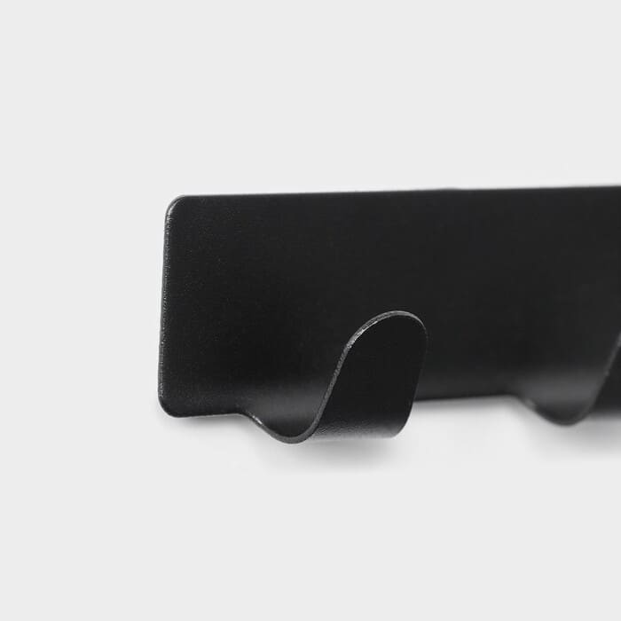 картинка Планка на 2 крючка, 8×2×2,5 см, самоклеящаяся металлическая, 9936808 от магазина АСЯ