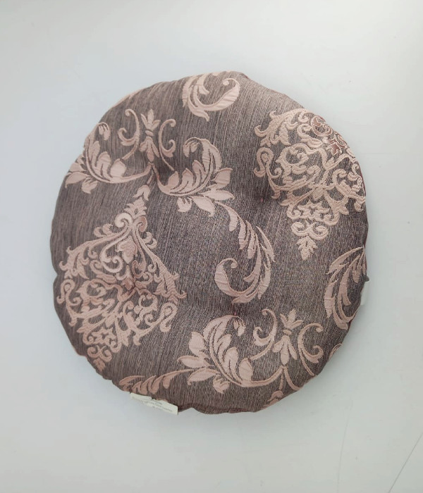 картинка Подушка на табурет "Наша умничка", круглая 35 см, цвет в ассортименте от магазина АСЯ