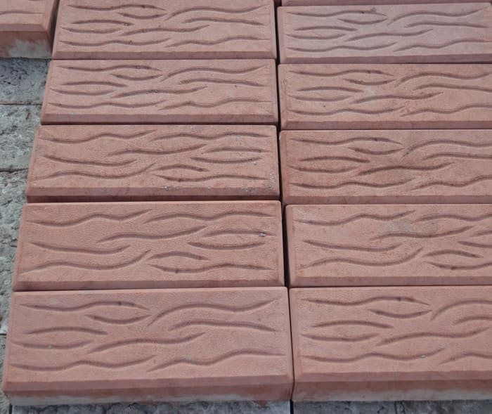 картинка Пластиковая форма для производства тротуарной плитки "Брусчатка волна" 250х90х45 мм от магазина АСЯ