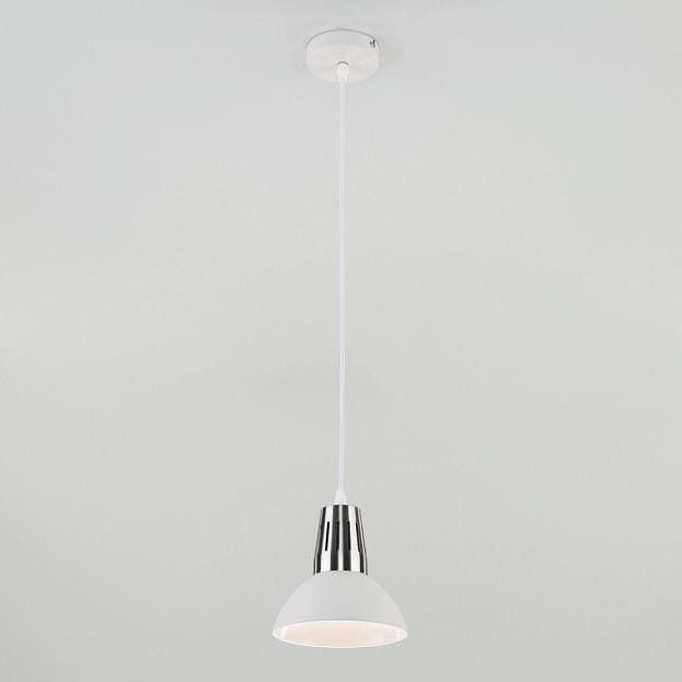 картинка Люстра Eurosvet Norman 50174/1 белый от магазина АСЯ