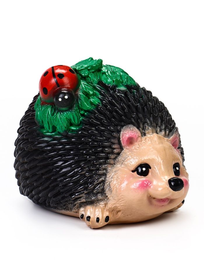 картинка Садовая фигура из гипса «Ёж с божьей коровкой», 24×17×17 см от магазина АСЯ