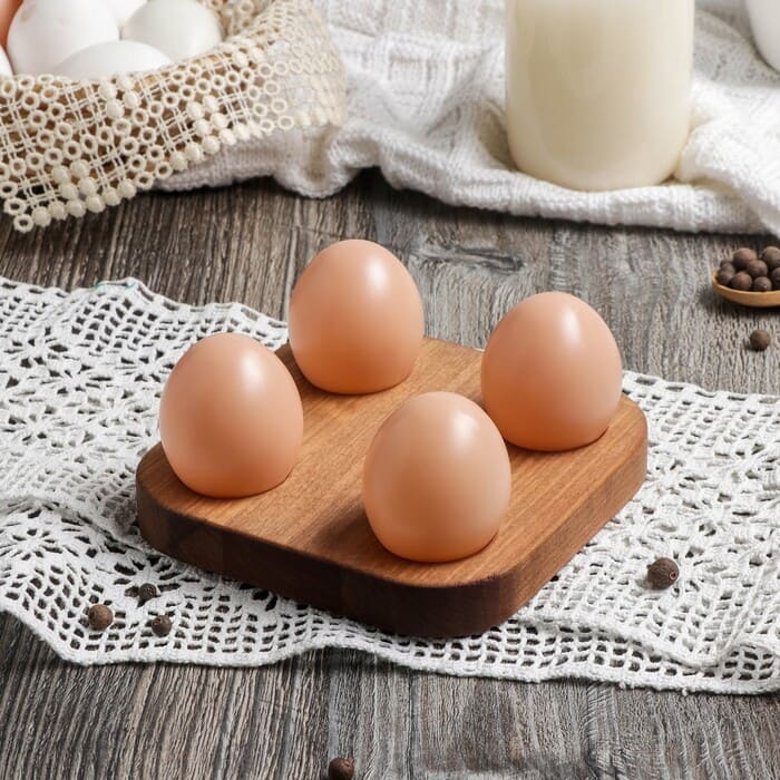 картинка Подставка для яиц и кекса Adelica, 4 отделения, d=13 см, 13×13×1,8 см, массив берёзы, 7533430 от магазина АСЯ